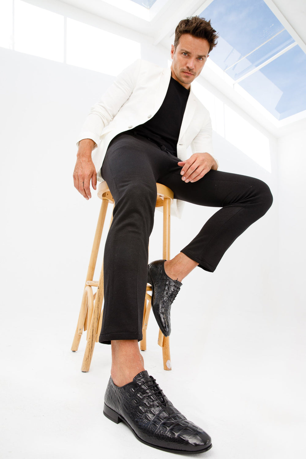 The Randor Black Crocodile Leather Oxford Shoe