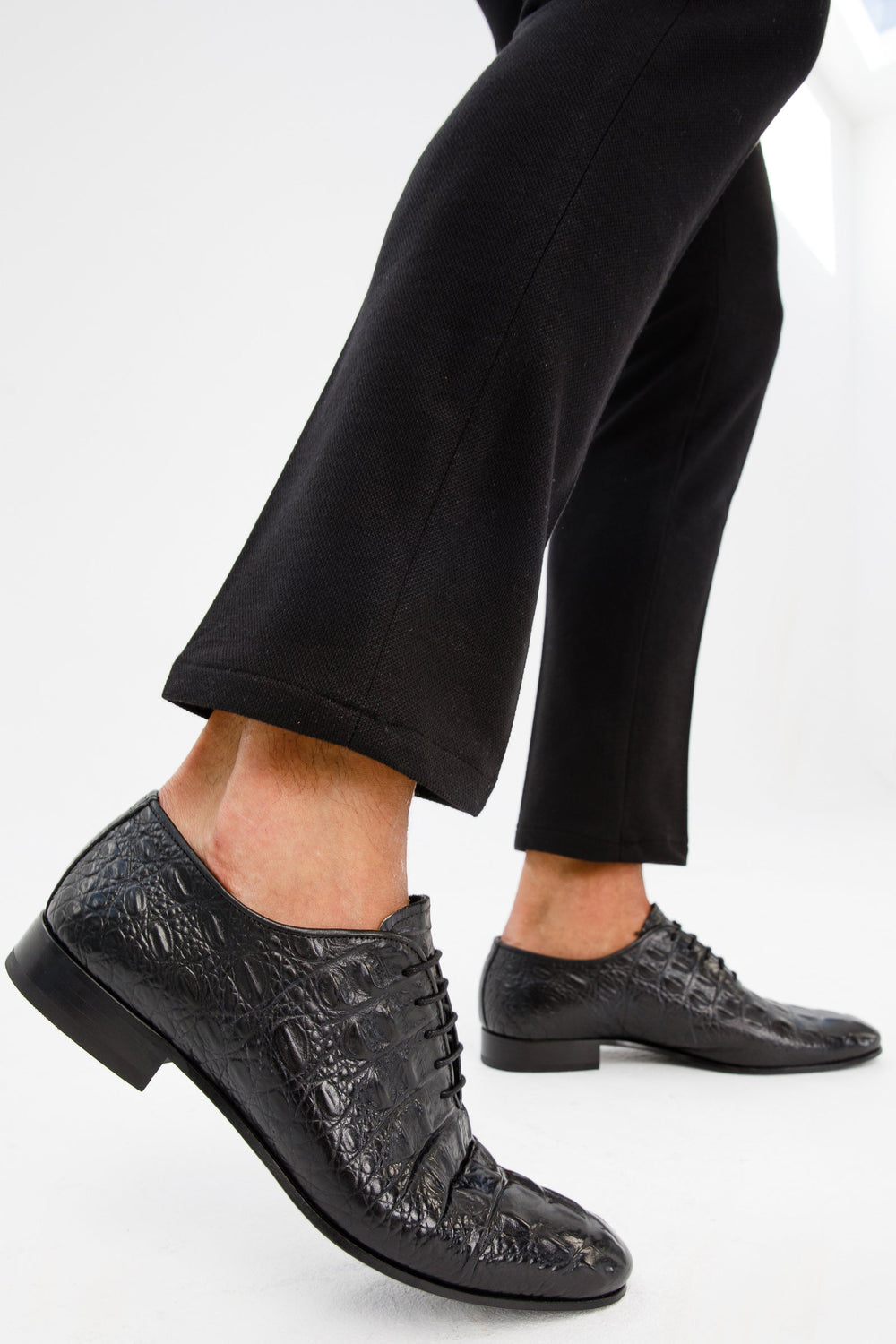 The Randor Black Crocodile Leather Oxford Shoe