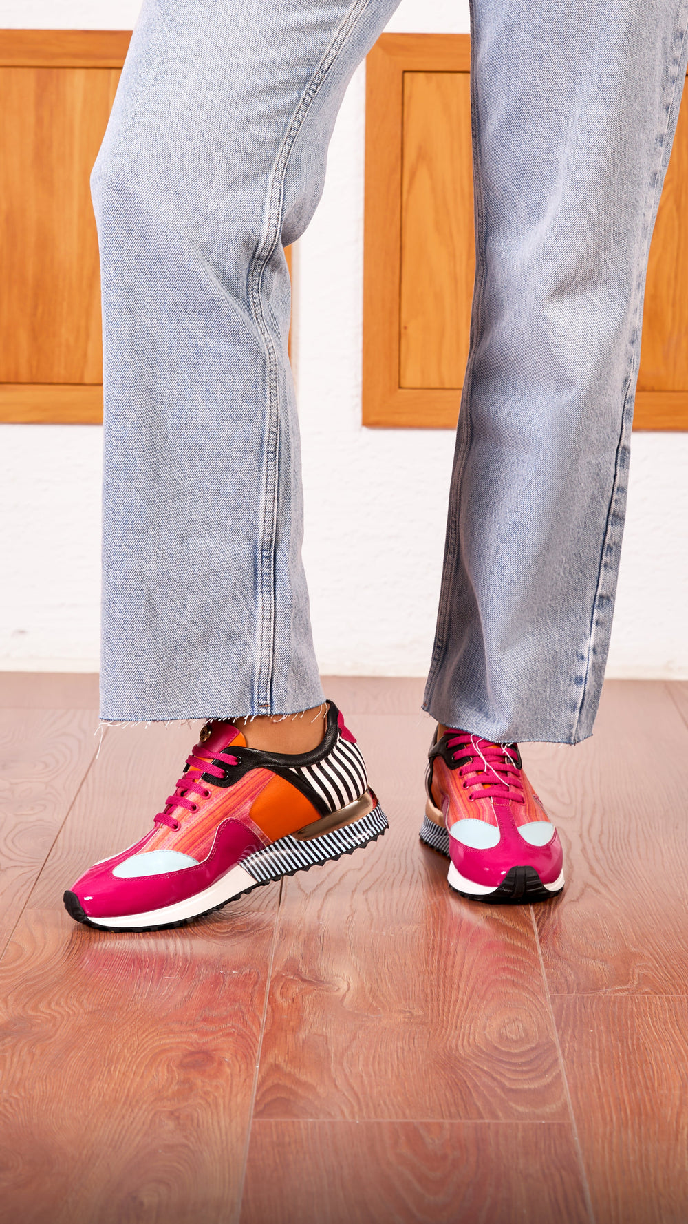 Santa Amaro Multi Color Fuchsia Sneaker