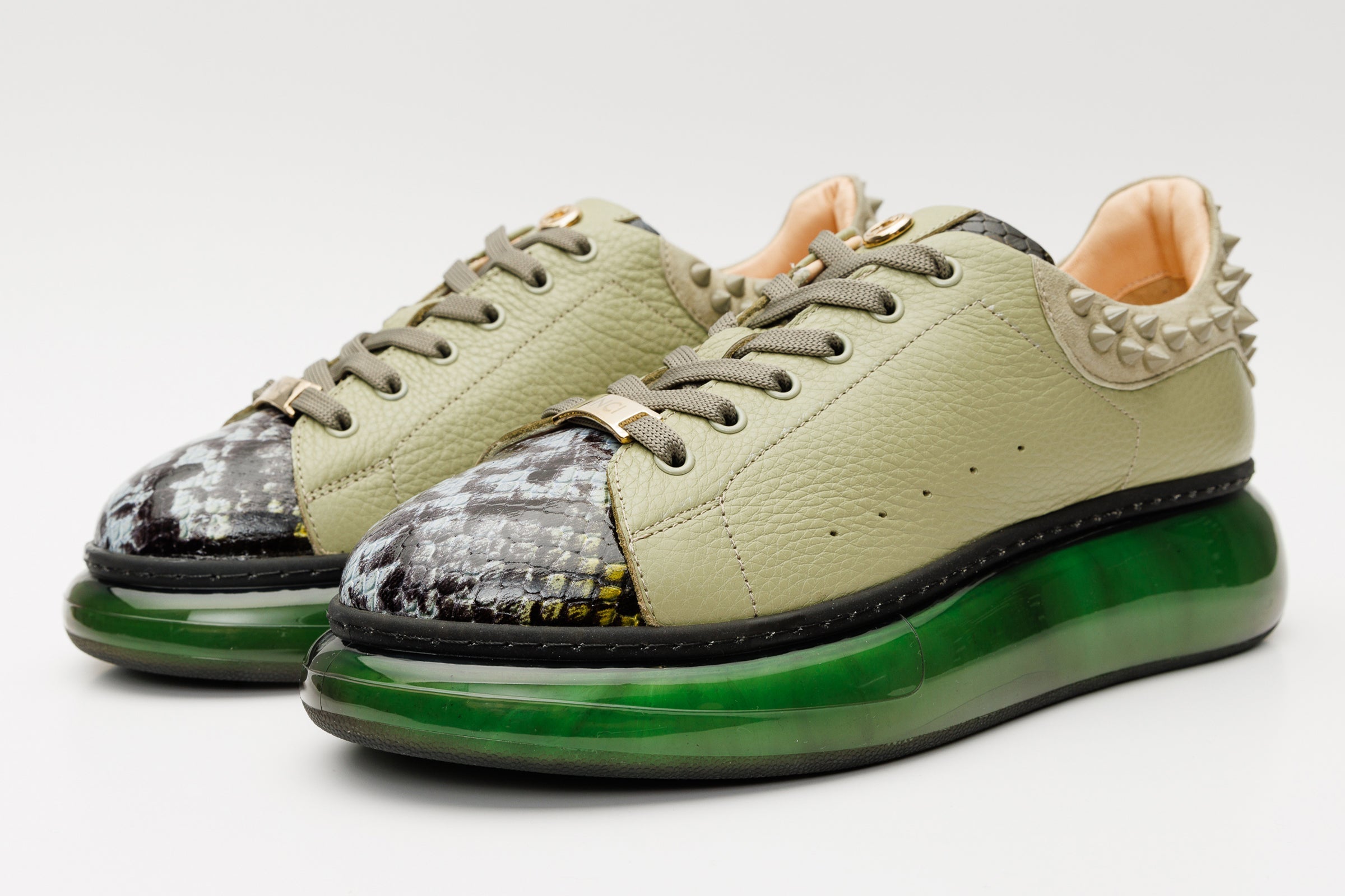 The Venezia Green Leather Sneaker