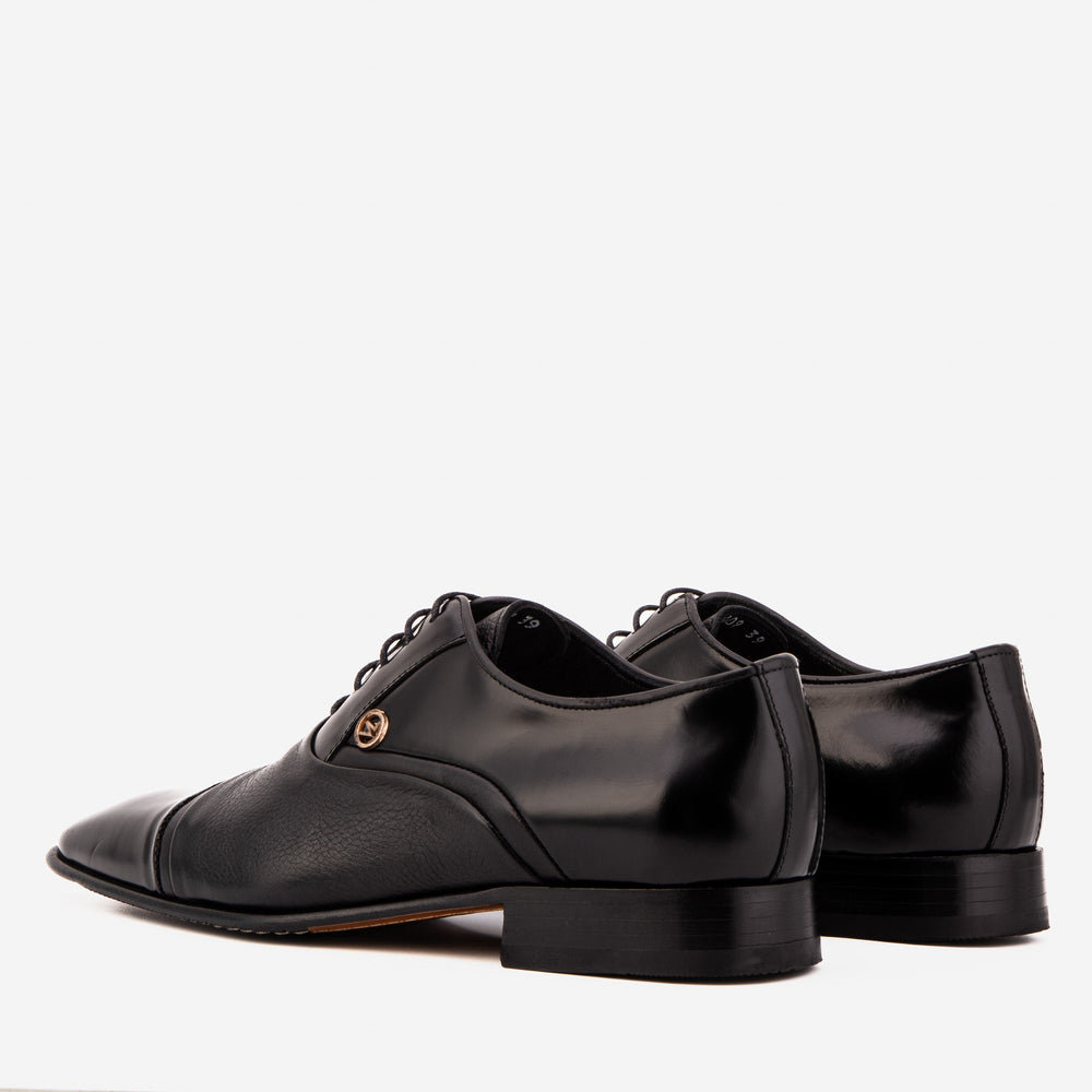 The Rockwell Handmade Black Leather Cap Toe Oxford Shoe