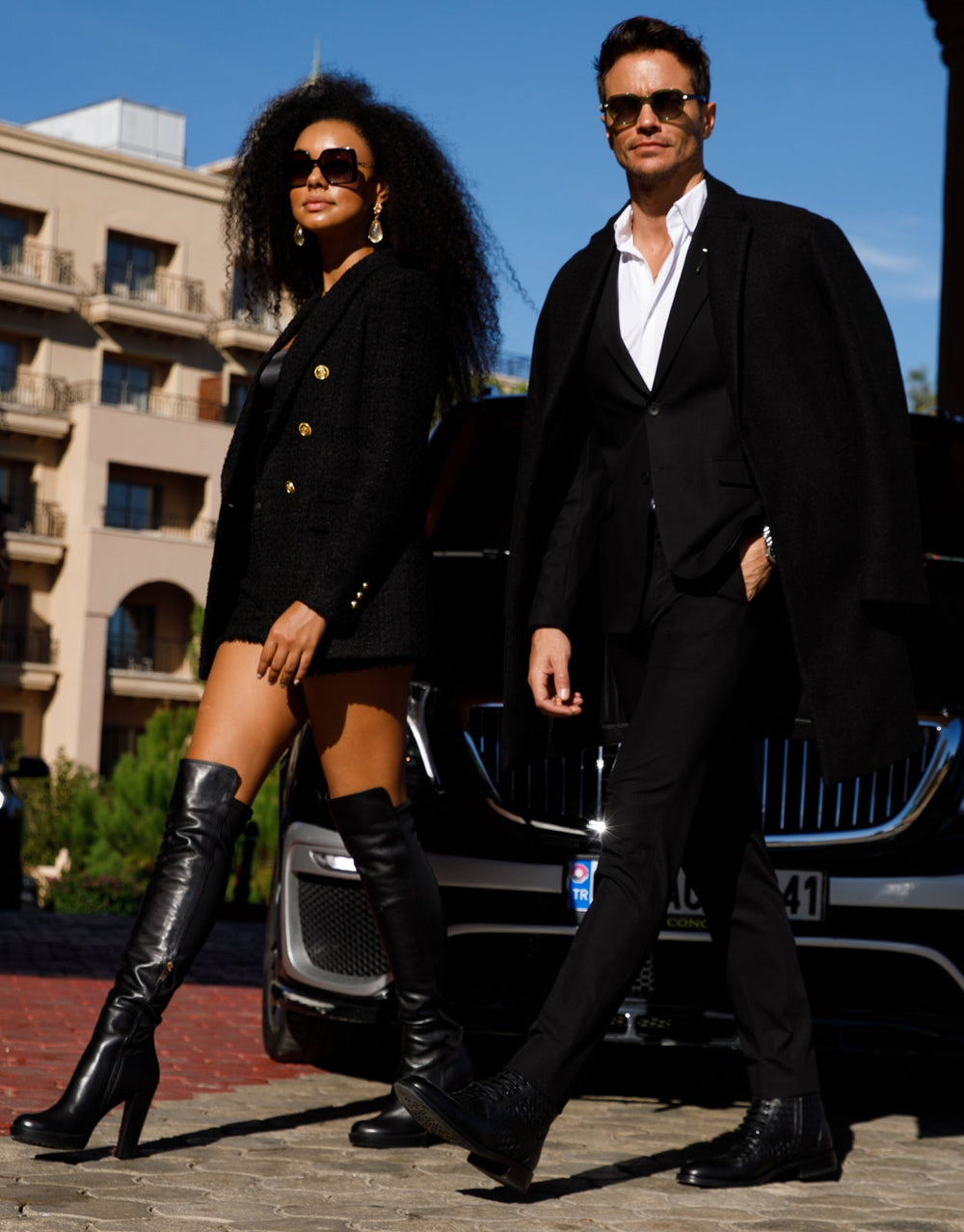 The Sao Paulo Black Leather Knee High Platform Heel Boot