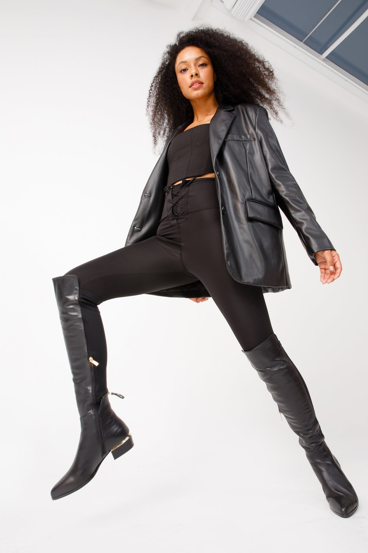 The Fairoks Black Leather Pointy Toe Knee High Boot