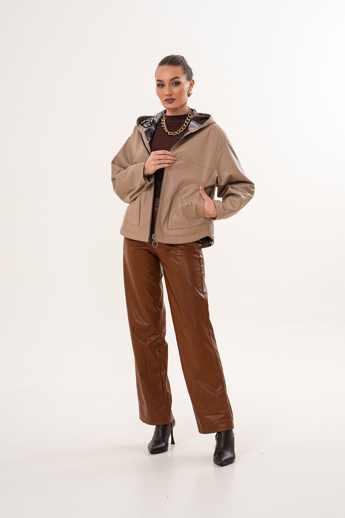 The Calyra Reversible Leather Jacket – Taupe