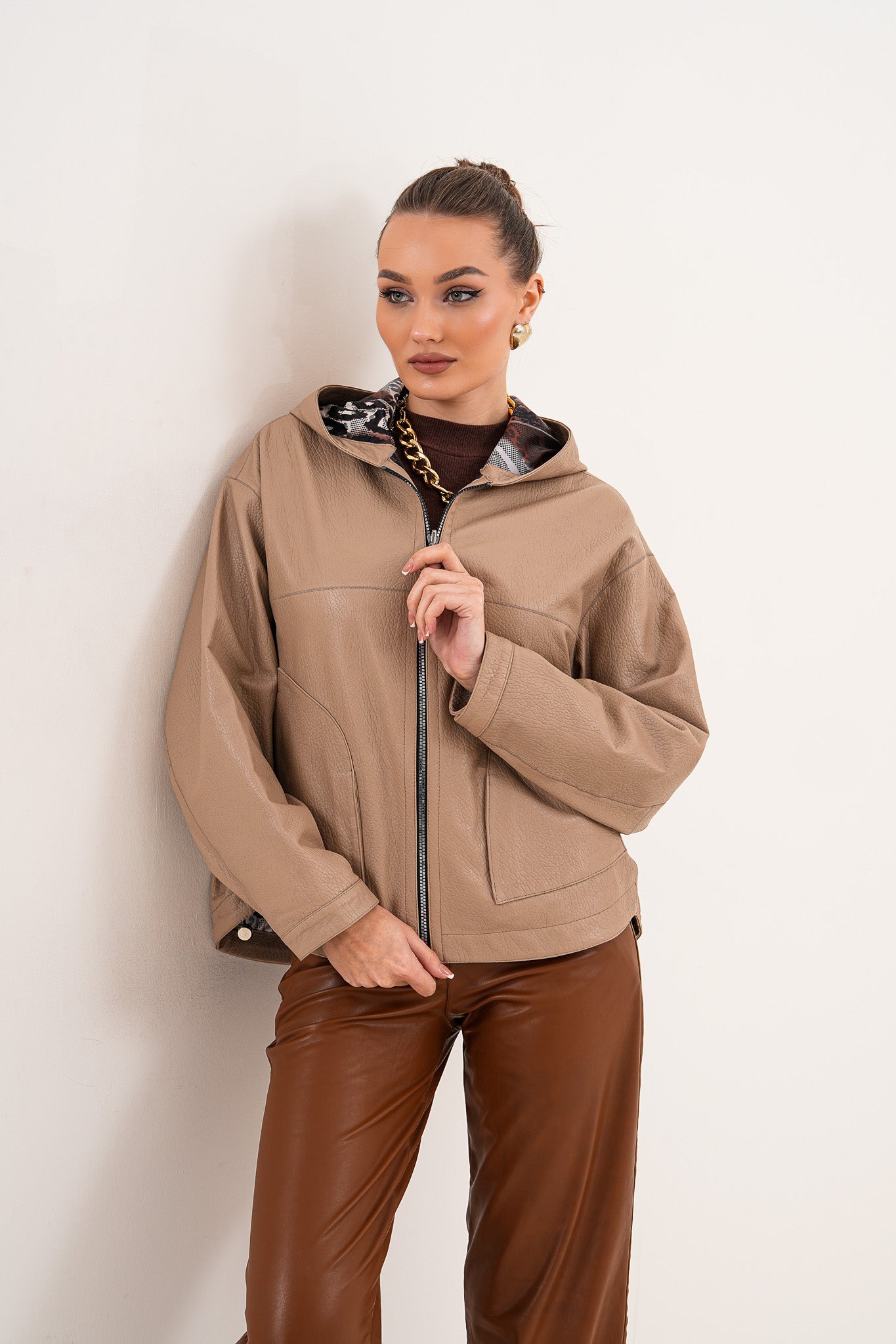 The Calyra Reversible Leather Jacket – Taupe
