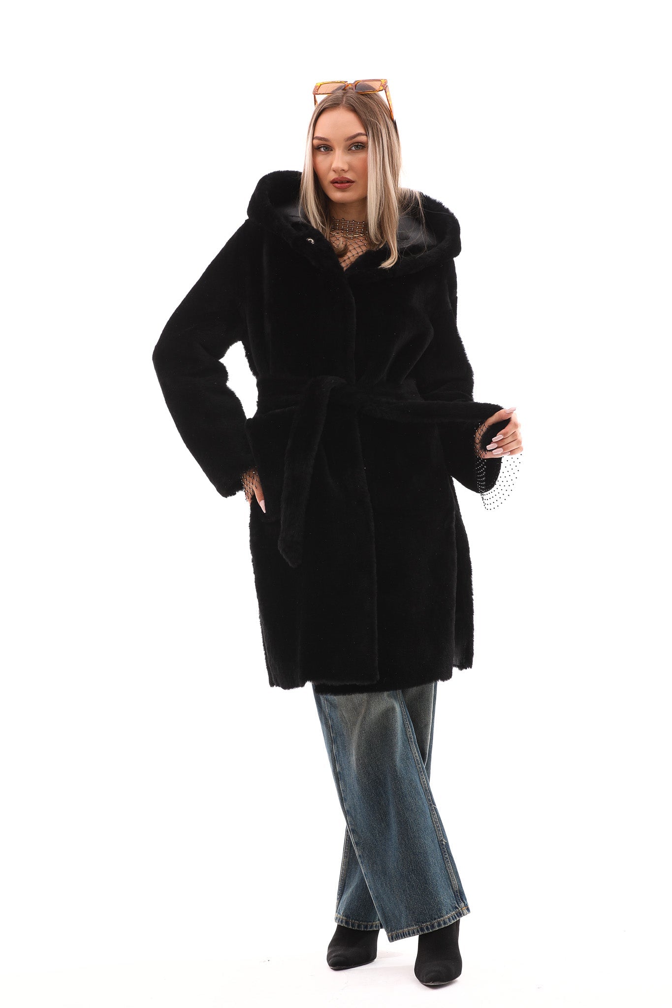 The VESARA Reversible Shearling Leather Coat – Jet Black
