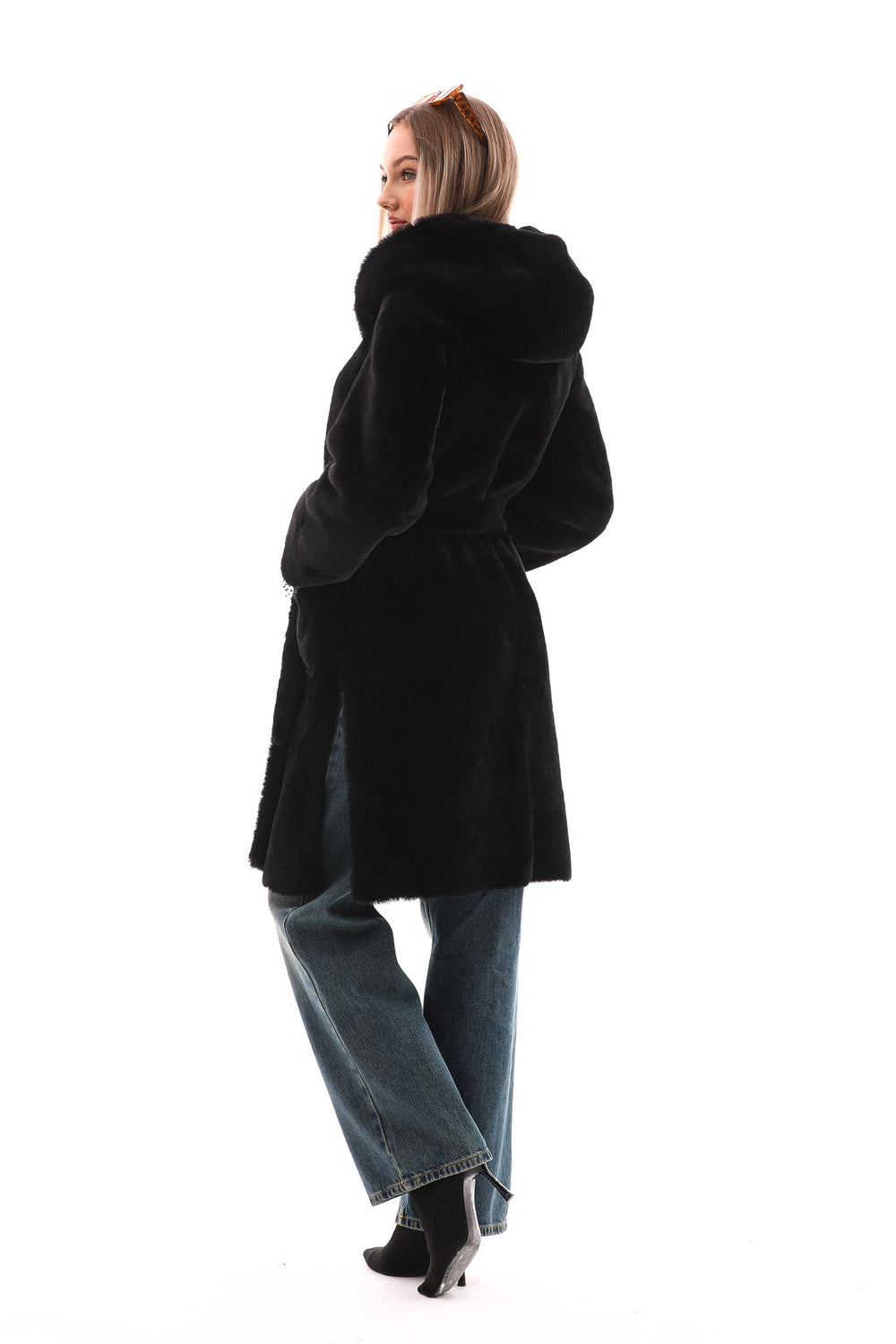 The VESARA Reversible Shearling Leather Coat – Jet Black