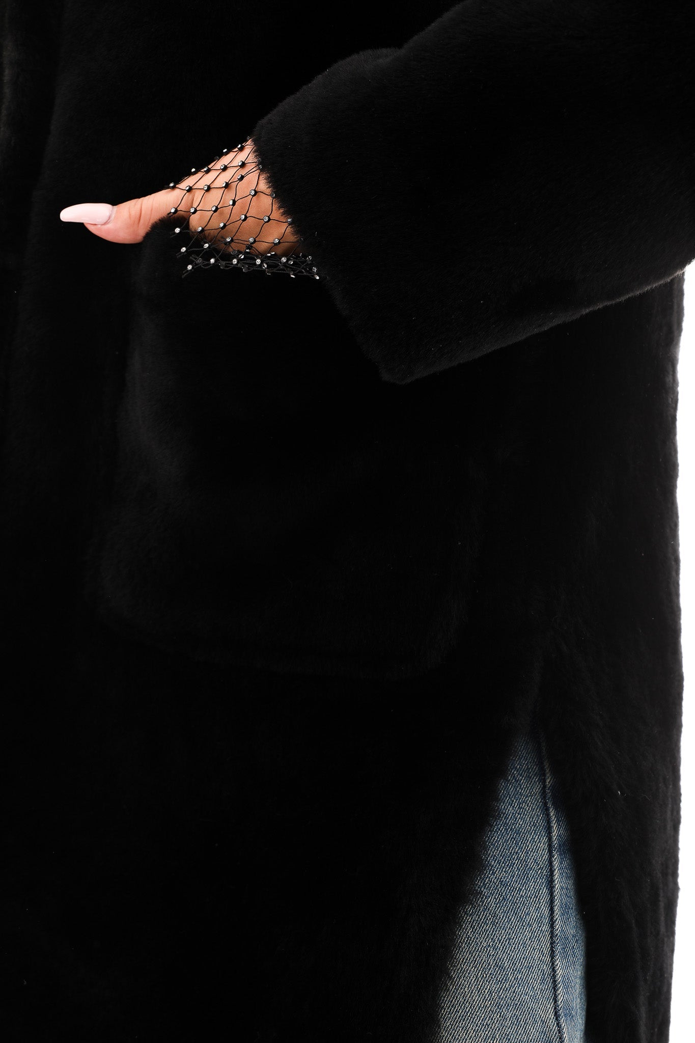 The VESARA Reversible Shearling Leather Coat – Jet Black
