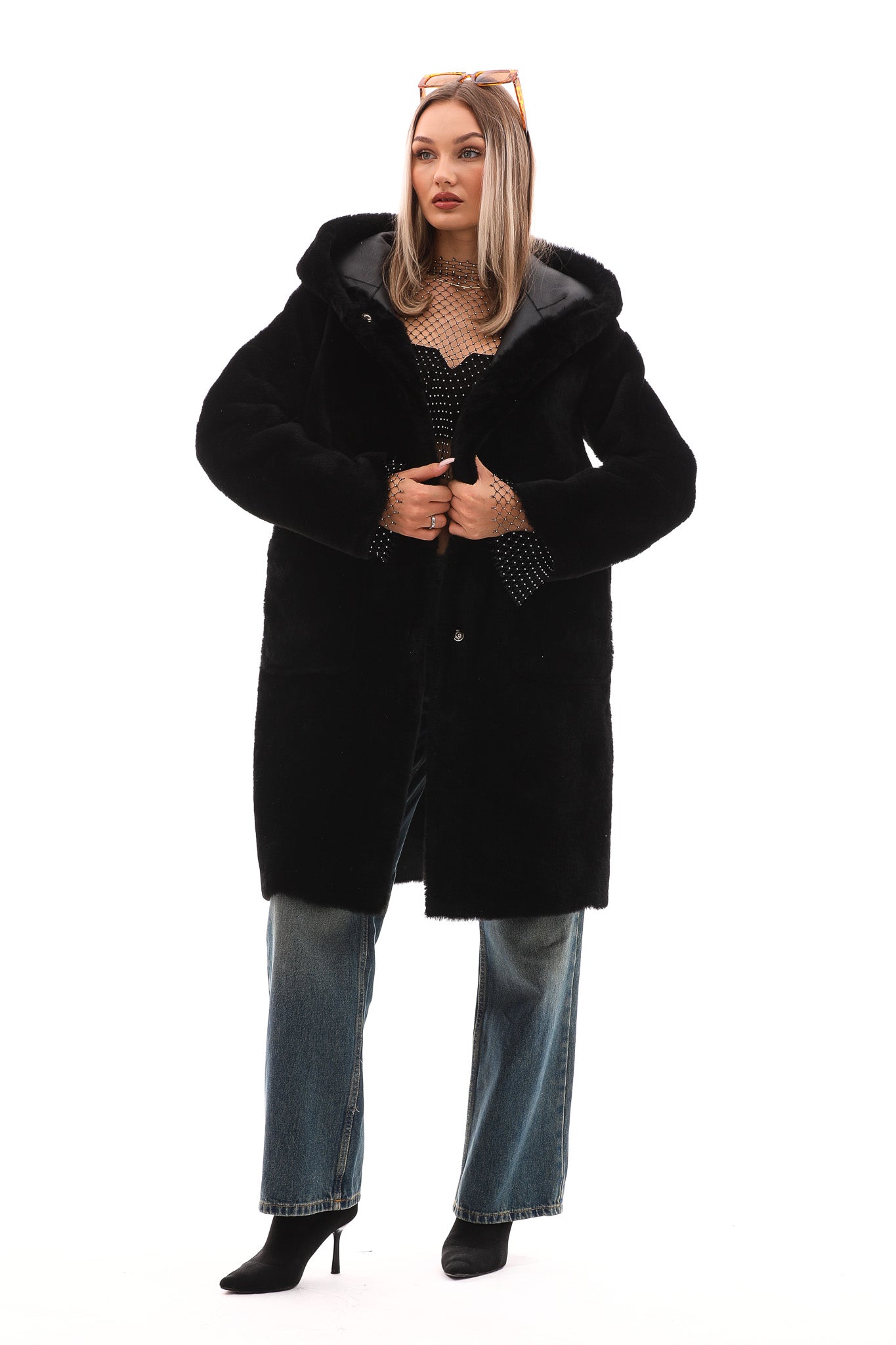 The VESARA Reversible Shearling Leather Coat – Jet Black
