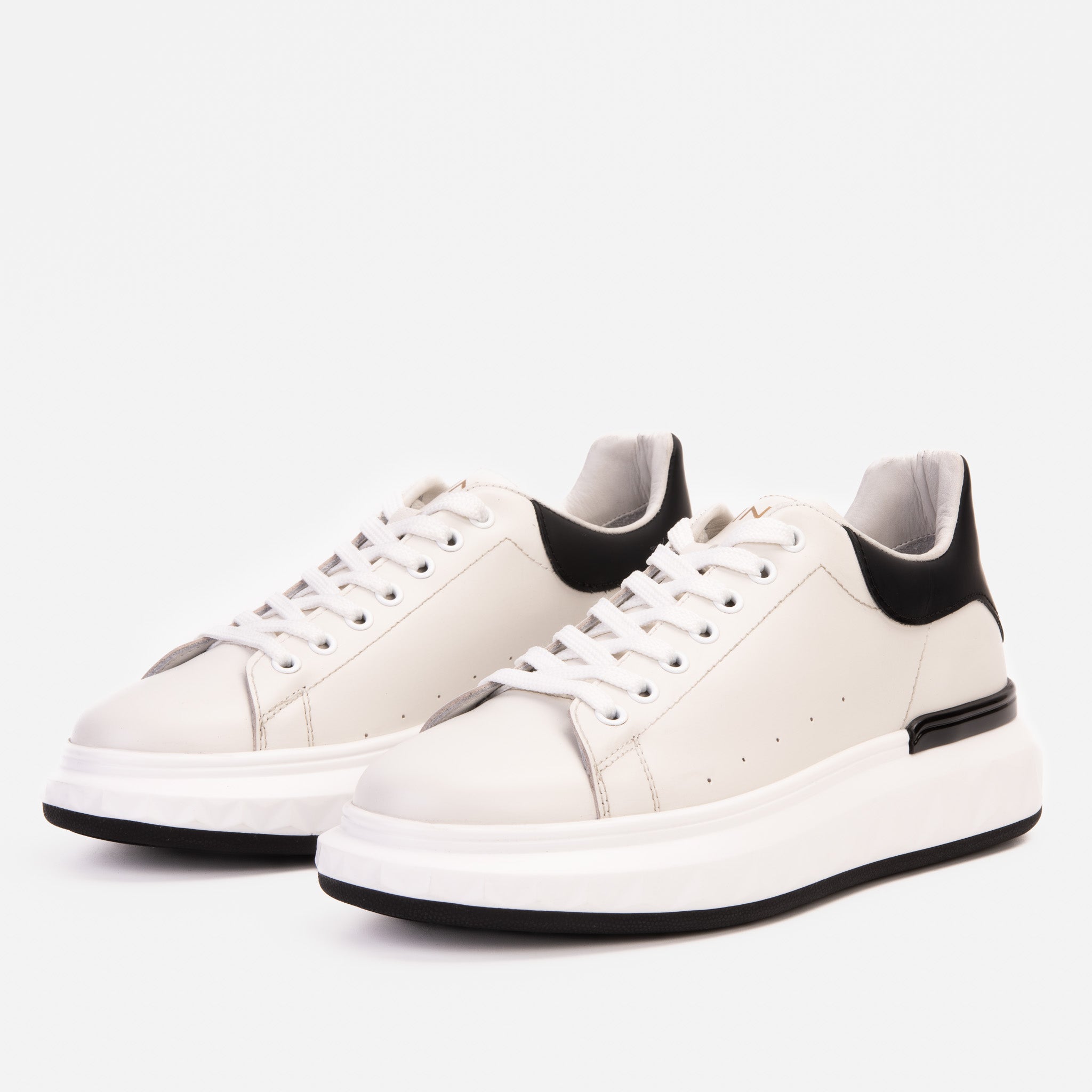 The Linq White Leather Sneaker