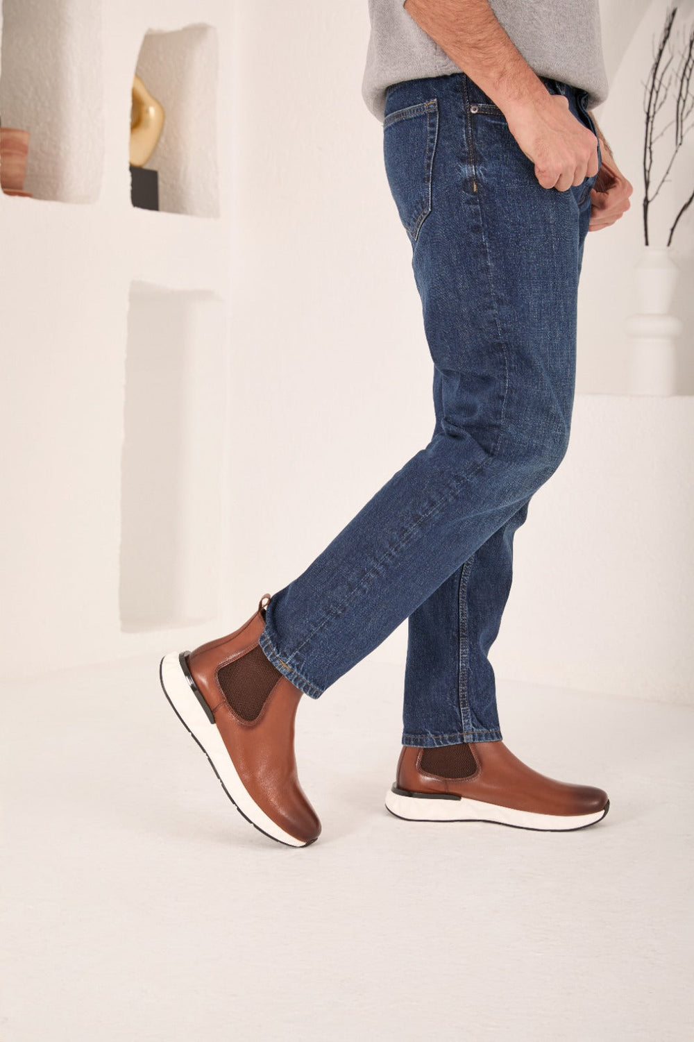 The Apex Tan Leather Chealsea Boot
