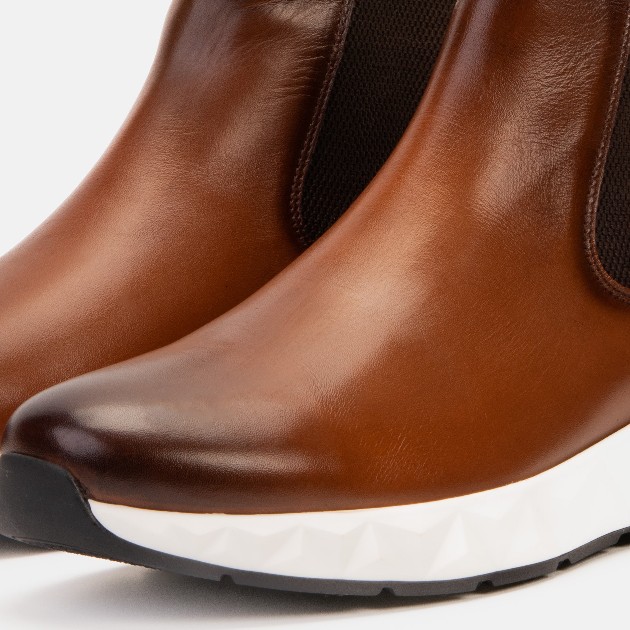 The Apex Tan Leather Chealsea Boot