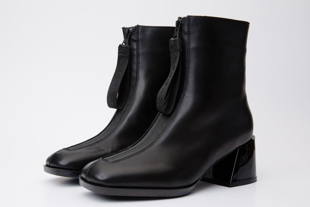 The Tackle Black Leather Block Heel Boot