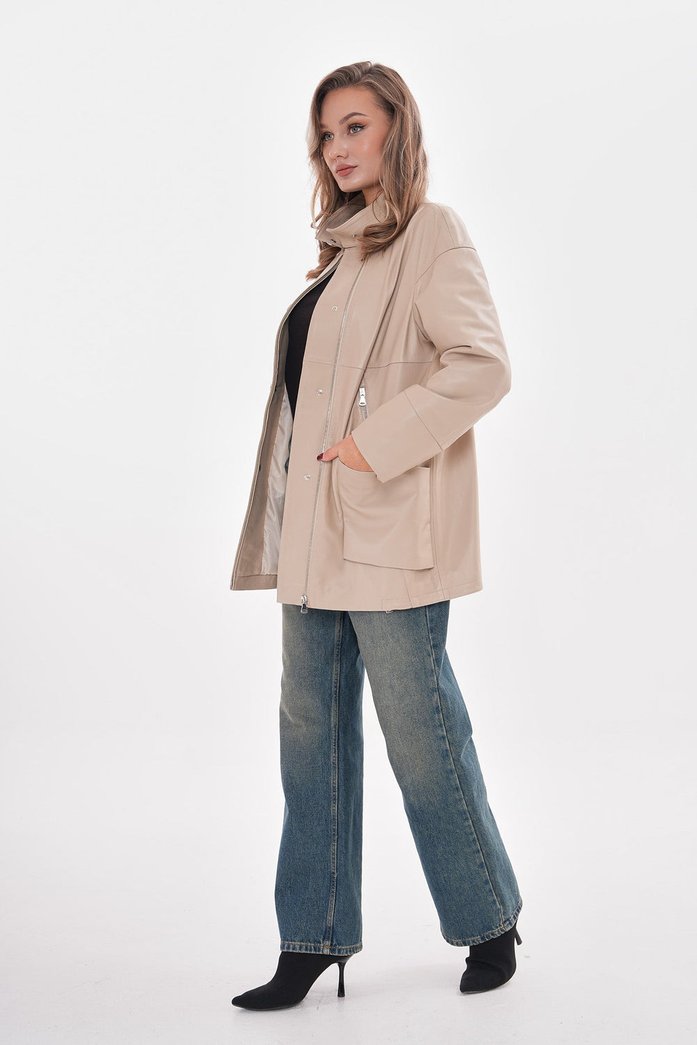 The Lioara Cream Leather Jacket
