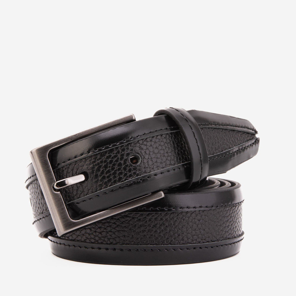 The Everest Rockwell Black Leather Belt