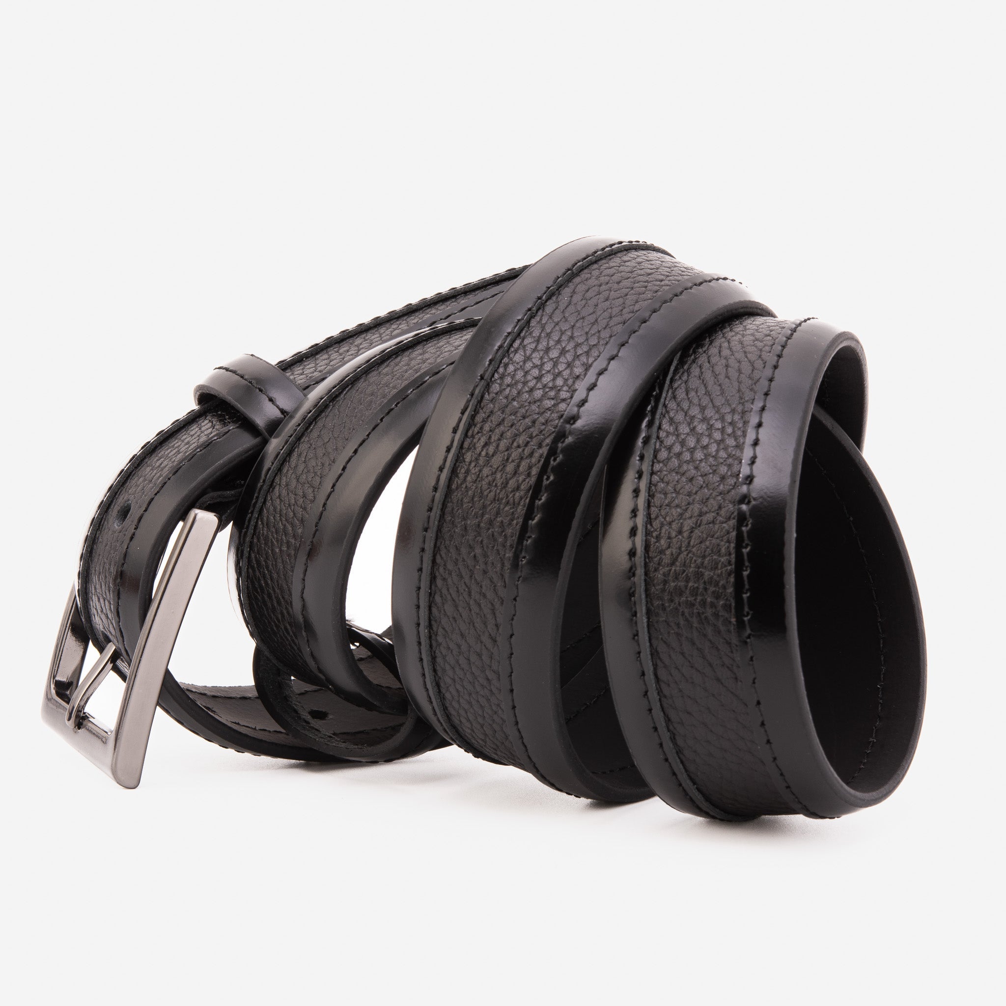 The Everest Rockwell Black Leather Belt