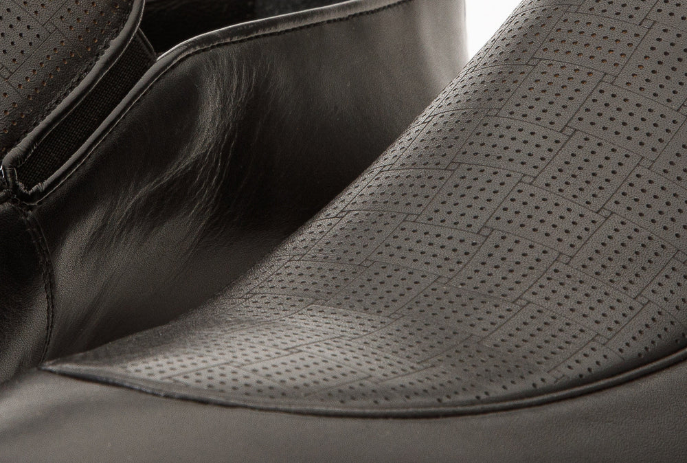 The Migues Black Leather Loafer Shoe